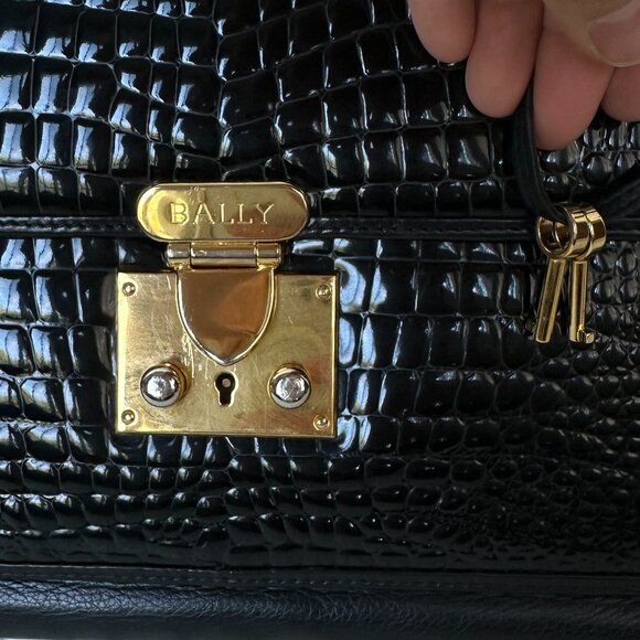 Bally Black Alligator Shoulder Bag with Wallet - Picture 8 of 16